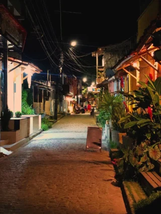 Instagram post from colibriboipeba. This post is in position 9.